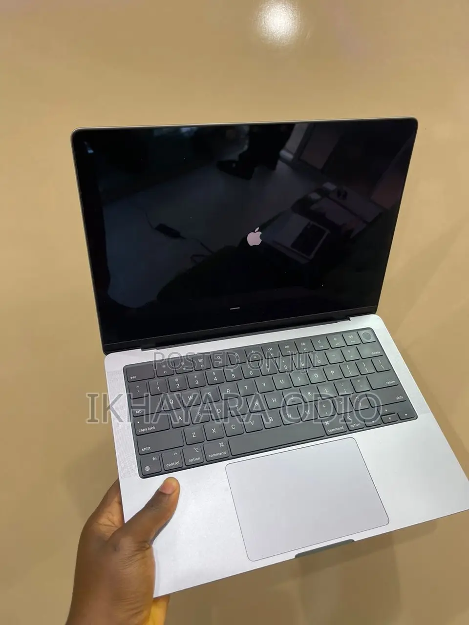 Laptop Apple MacBook Pro 2021 M1 16GB Apple M1 SSD 512GB