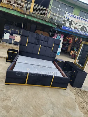 Quality 6by6 Complete Set of Upholstery Padded Bed