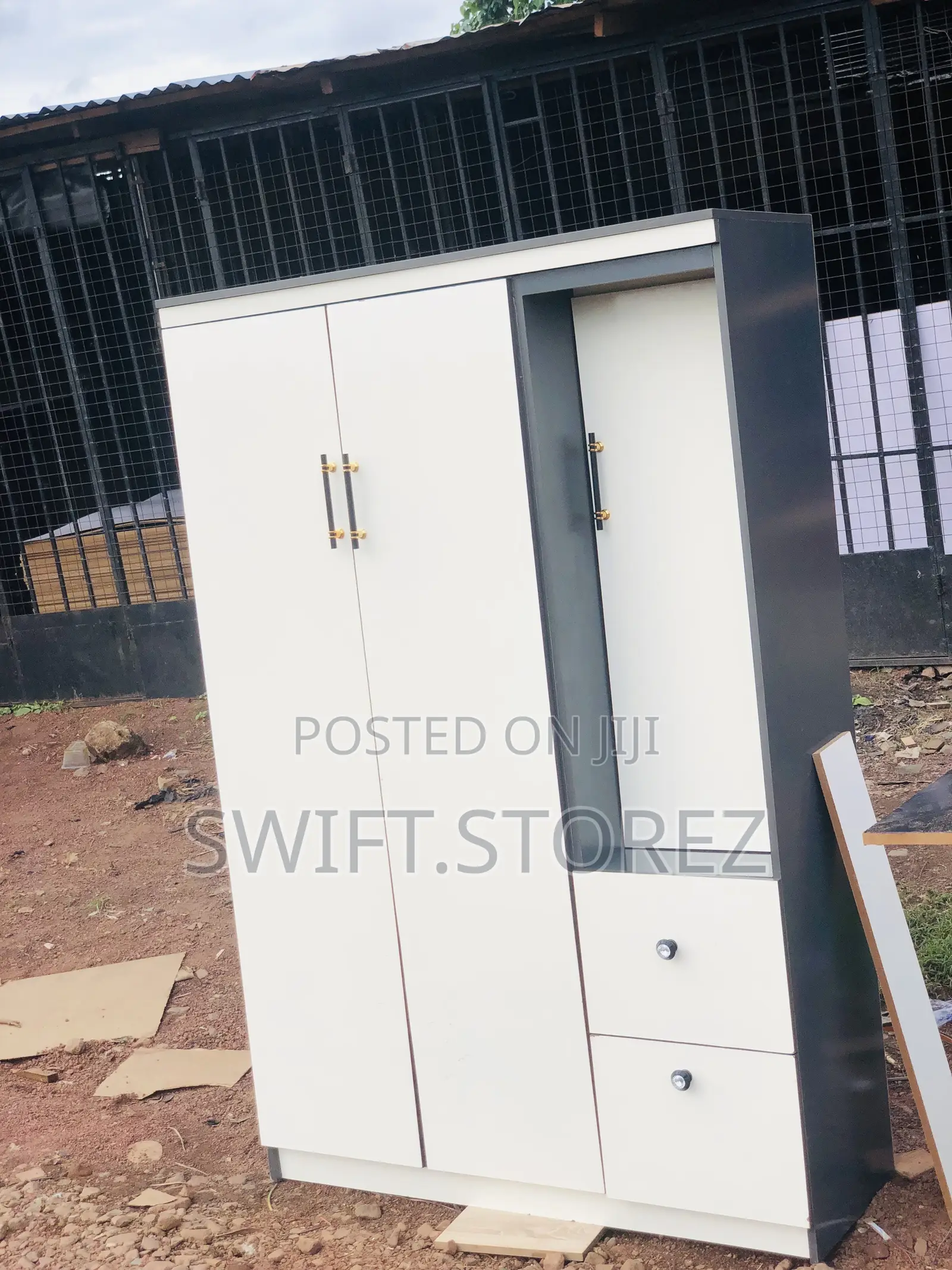 Swift Unique Wardrobe Designs