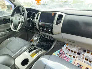 Toyota Tacoma 2015 White
