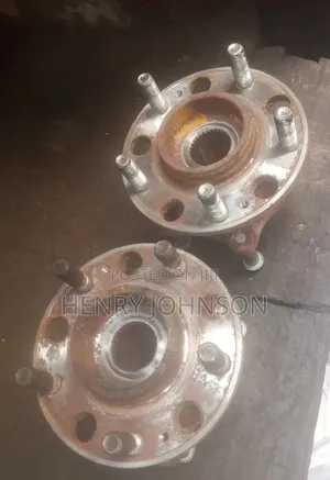 Kia Sorento 2016 Back Hubs