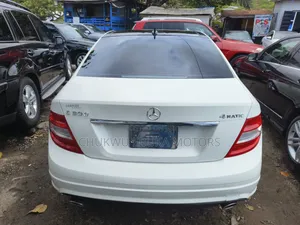 Mercedes-Benz C300 2010 White