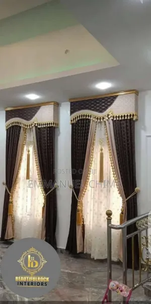 Curtain With Board Design
