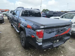 Toyota Tacoma Limited 2018 Gray