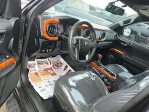 Toyota Tacoma Limited 2018 Gray