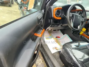 Toyota Tacoma Limited 2018 Black