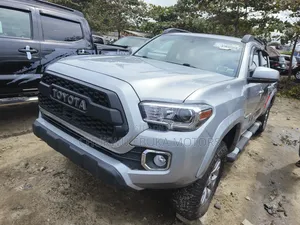 Toyota Tacoma Limited 2018 Silver
