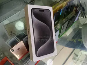New Apple iPhone 15 Pro Max 256 GB