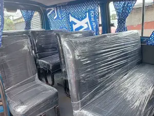Toyota HiAce 2005 Blue