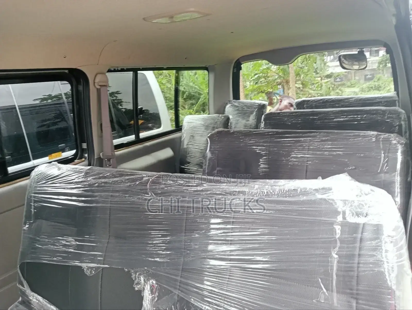 Toyota HiAce 2012 Silver