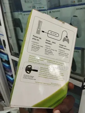 Microsoft Xbox360 Xbox 360 Play and Charge Kit