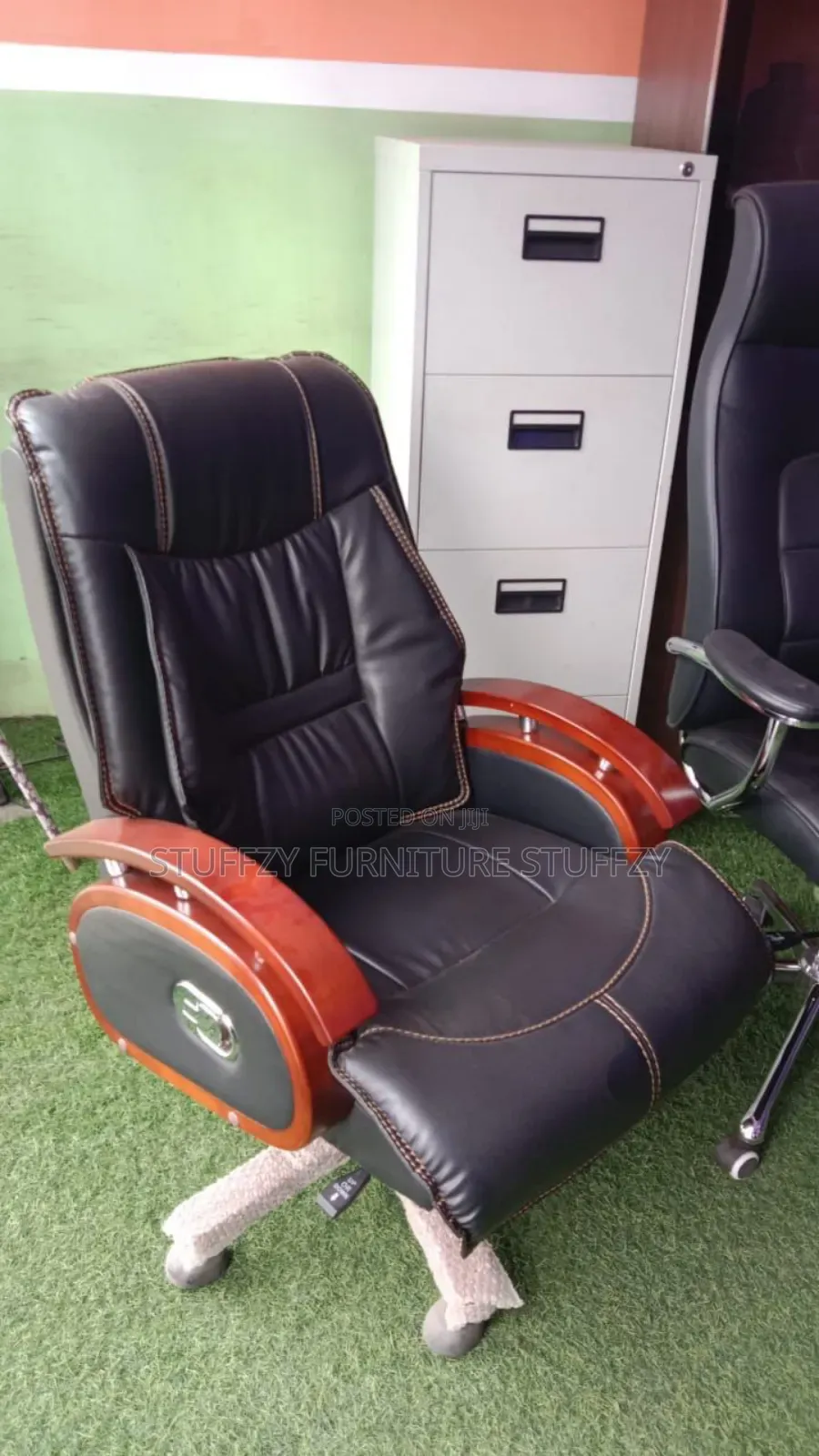 Italian Unique Recline Executive Office Chairs