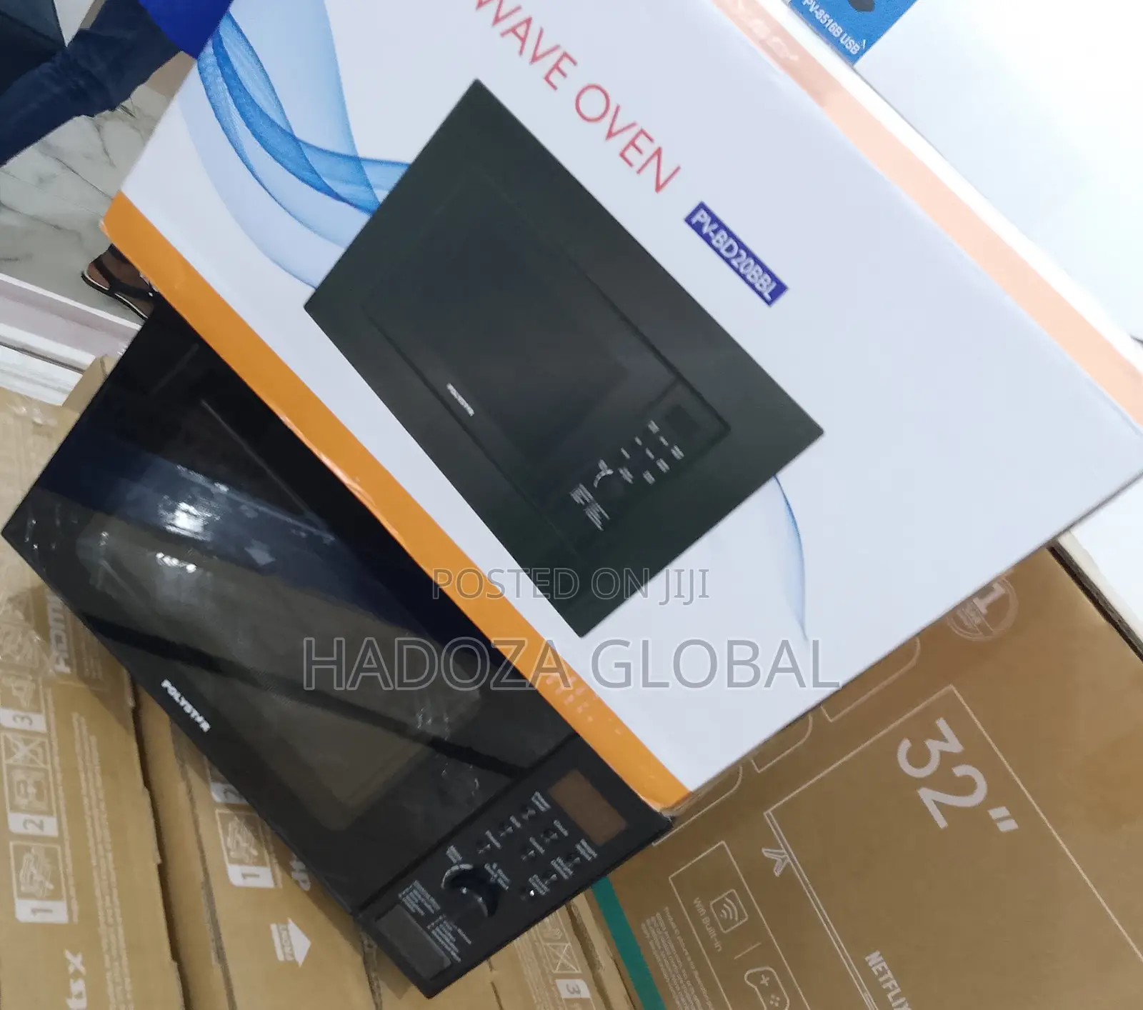 Efficient Polystar 20L Microwave Oven Built In