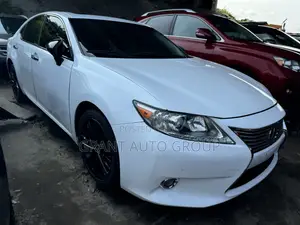 Lexus ES 350 FWD 2015 White