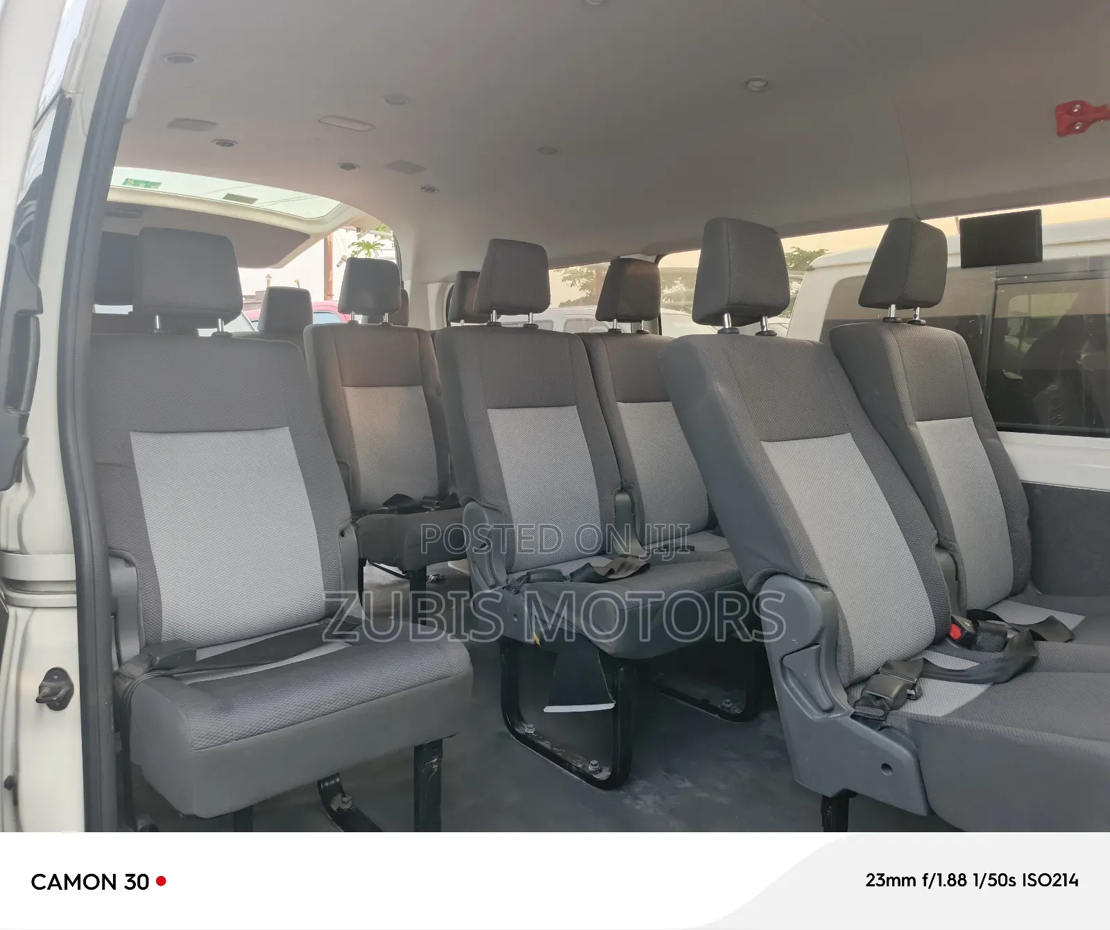 Toyota HiAce 2021 White