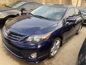 Toyota Corolla 2013 Blue