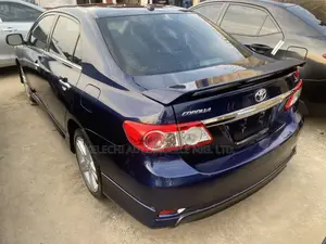 Toyota Corolla 2013 Blue