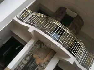 Photo - Good Hand Rails