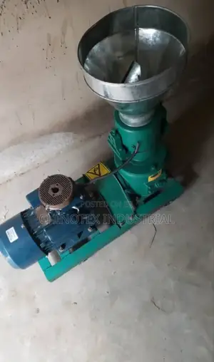 Pelletizer /Pellet Machine( 100-150kg/Hr)