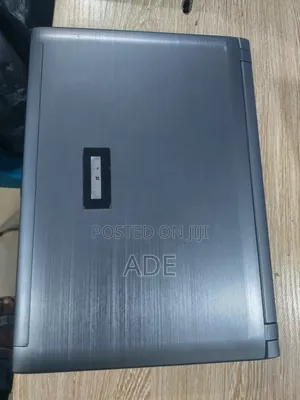 Laptop Asus U24E 4GB Intel Core I7 HDD 500GB