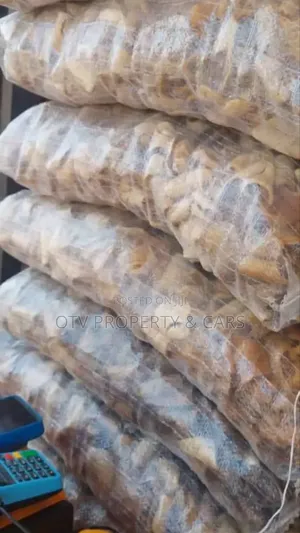 Dry White Ponmo