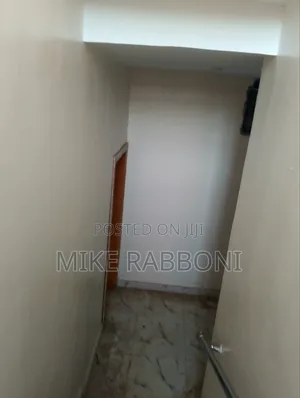 4bdrm Block of Flats in Mini Estate, Enugu for rent