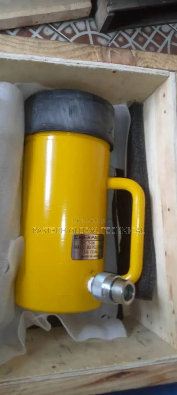 Enerpac RC-506 (With Pump and Hoses)