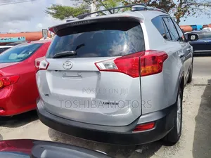 Toyota RAV4 Limited 4dr SUV AWD (2.5L 4cyl 6A) 2015 Silver