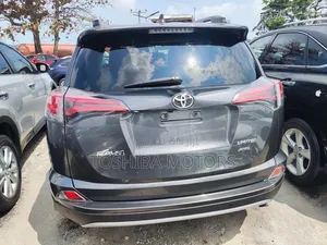 Toyota RAV4 2018 Gray