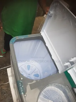 Hisense 11kg Washing Machine.