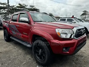 Toyota Tacoma 2014 Red