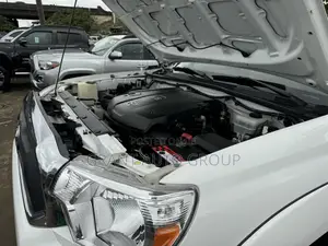 Toyota Tacoma 2013 White