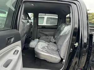 Toyota Tacoma 2015 Black