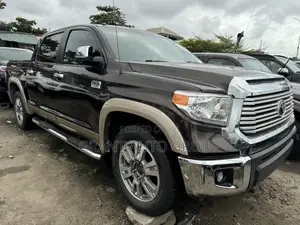 Toyota Tundra 1794 FFV 4dr CrewMax 4WD SB (5.7L 8cyl 6A) 2014 Burgundy