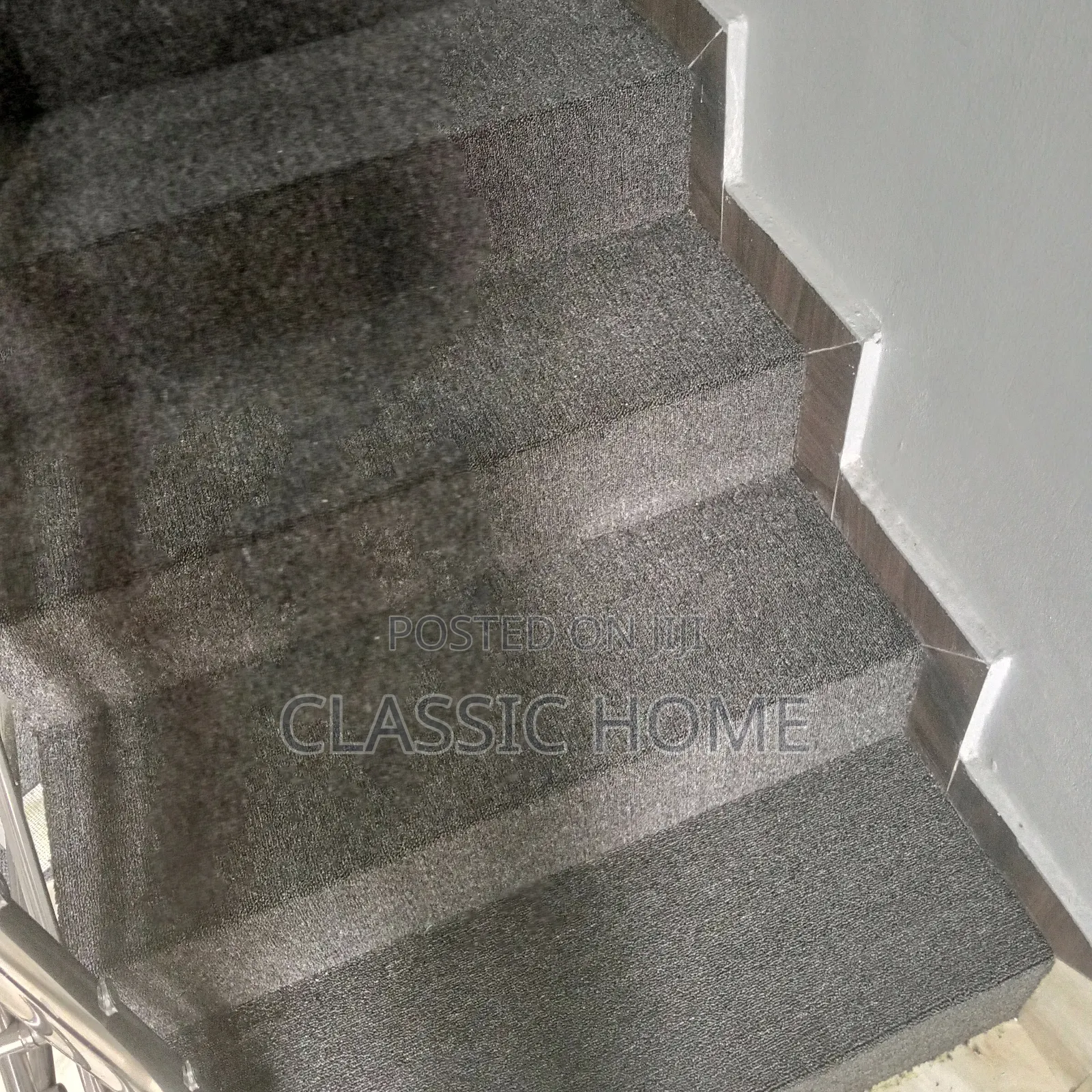 Wall to Wall Staircase Rug