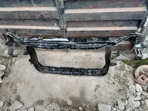 Front Cut or Radiator Support Highlander 2008-2010-2011-2012