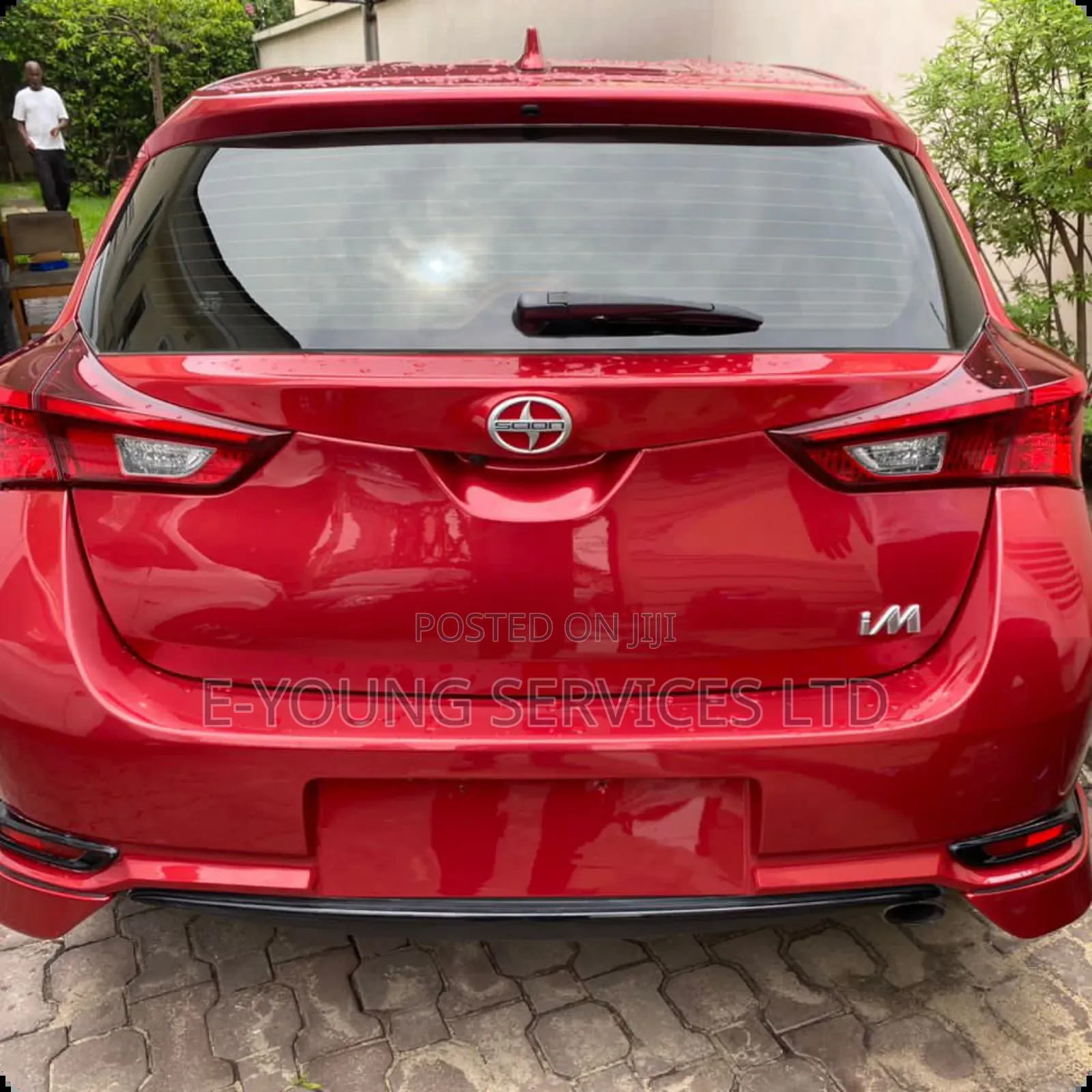 Scion iM Base 2016 Red