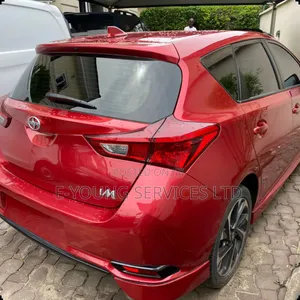 Scion iM Base 2016 Red