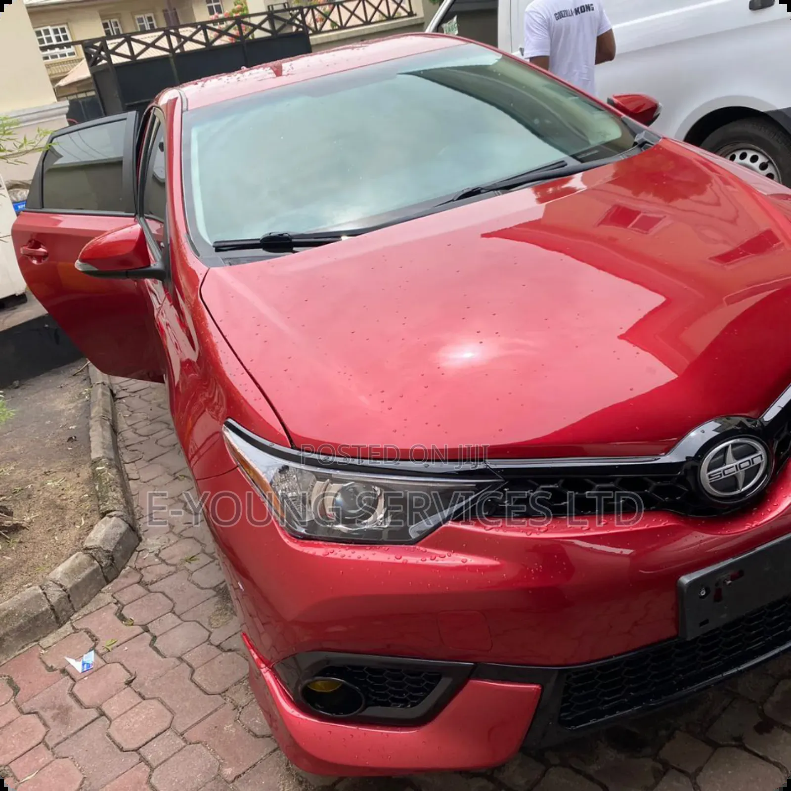 Scion iM Base 2016 Red