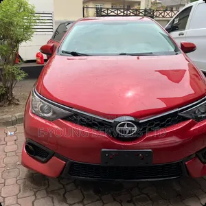 Scion iM Base 2016 Red