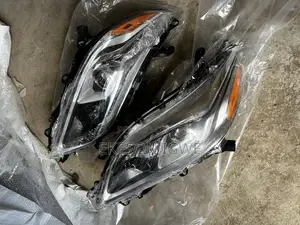 Headlight Toyota Sienna 2018-2020 LED