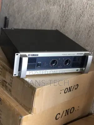 Yamaha 5500s Amplifier