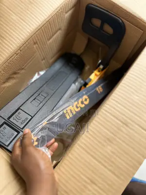 18” Ingco Gasoline Chain Saw
