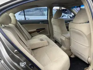 Honda Accord 2010 Gold