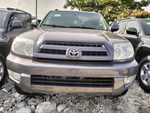 Toyota 4-Runner Limited V6 4x4 2005 Gray
