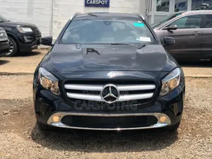 Mercedes-Benz GLA 250 2016 Black