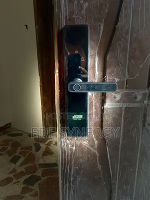 Biometric Intelligence Smartlock Home and Office Use