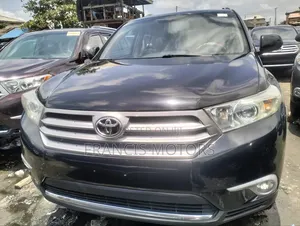 Toyota Highlander 3.5L 4WD 2013 Black