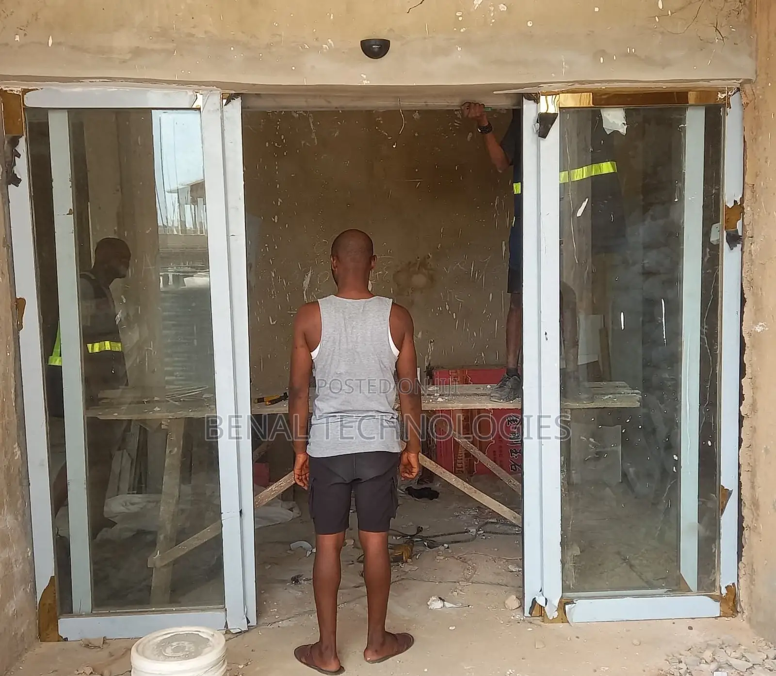 Automatic Sliding Glass Sensor Door