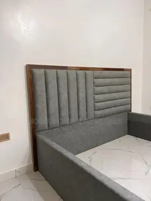 6x6 Bed Up for Grab